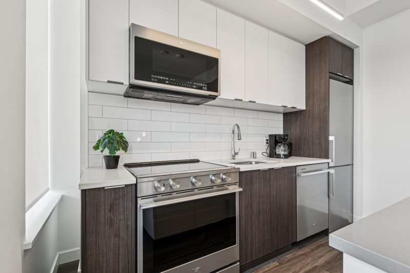 1 Bedroom Furnished Apartment Near Downtown Calgary