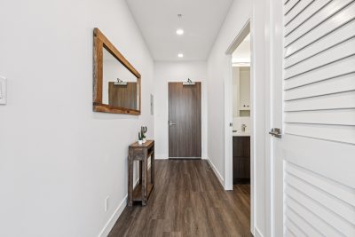 1 Bedroom Furnished Apartment Near Downtown Calgary