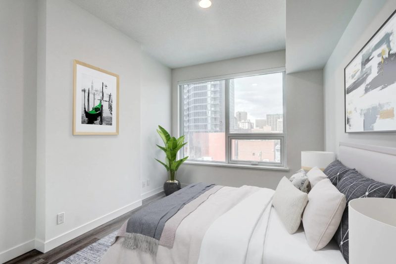 2 Bedroom Furnished Apartment Near Downtown Calgary