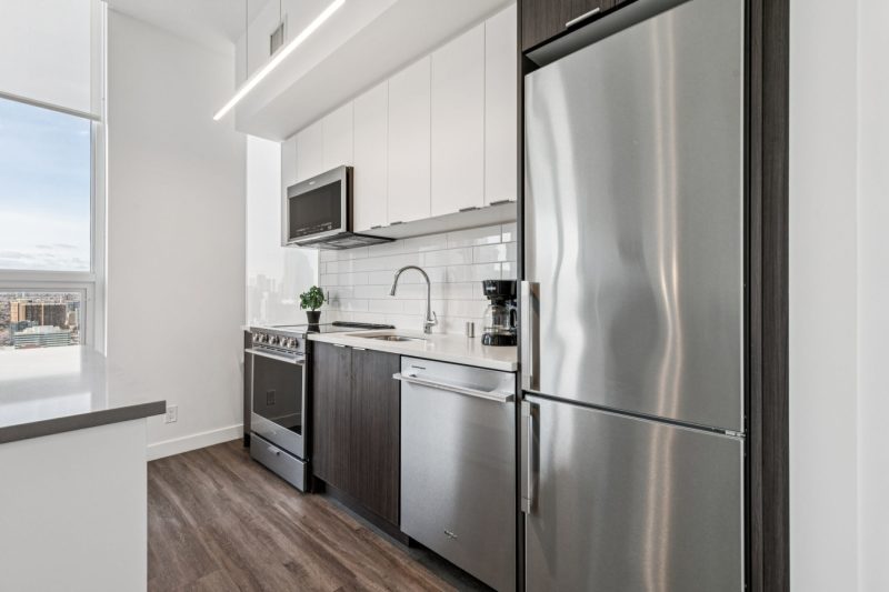 1 Bedroom Corporate Rental Near Calgary City Center