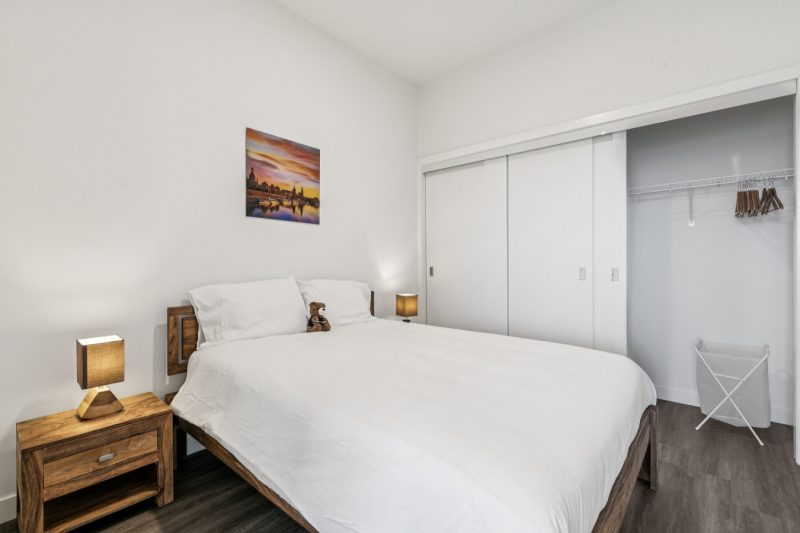 1 Bedroom Corporate Rental Near Calgary City Center