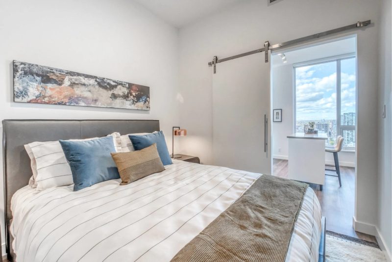 Serviced & Corporate 2 Bedroom Apartment in Calgary
