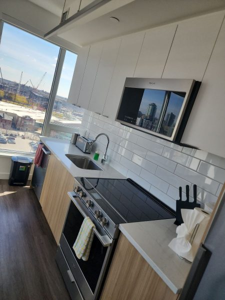 Business Travel Executive 2 Bedroom Suite in Calgary