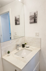 Cozy 1 Bedroom near downtown Calgary