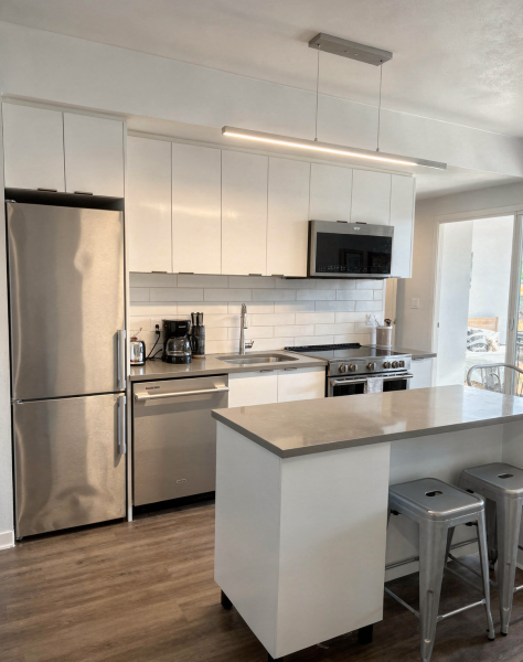 Cozy 1 Bedroom near downtown Calgary